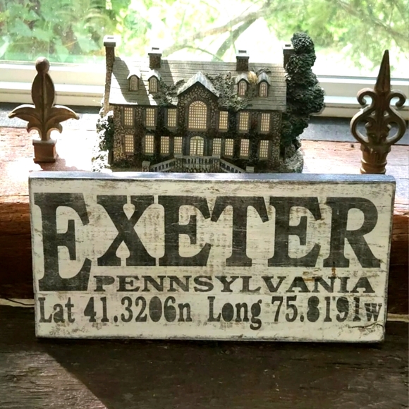 EXETER, PA RUSTIC WOOD TOWN SIGN - Picture 1 of 4